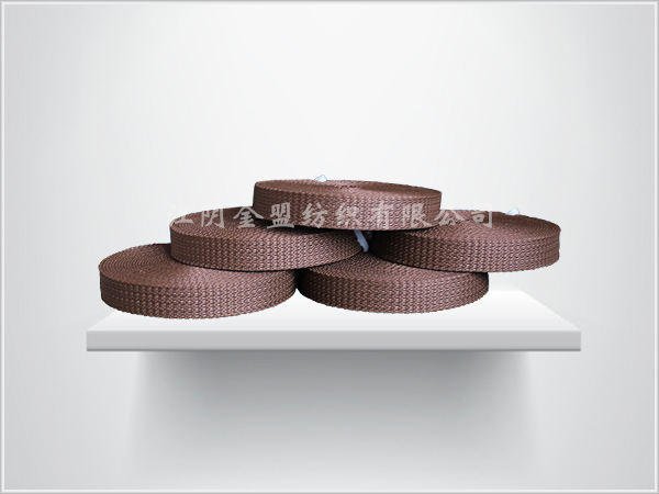 ���]����