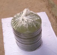 ���]����