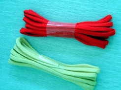 ���]����