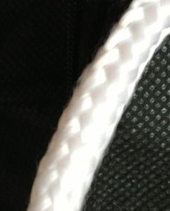 ��ɫ���]�K��