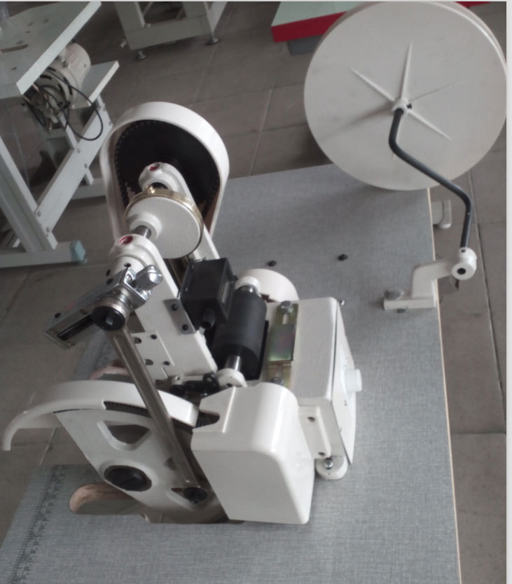 �б��]���ęC(j��)�� 