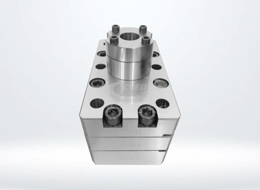 ���zӋ����-����]�����]���\�]�L�z