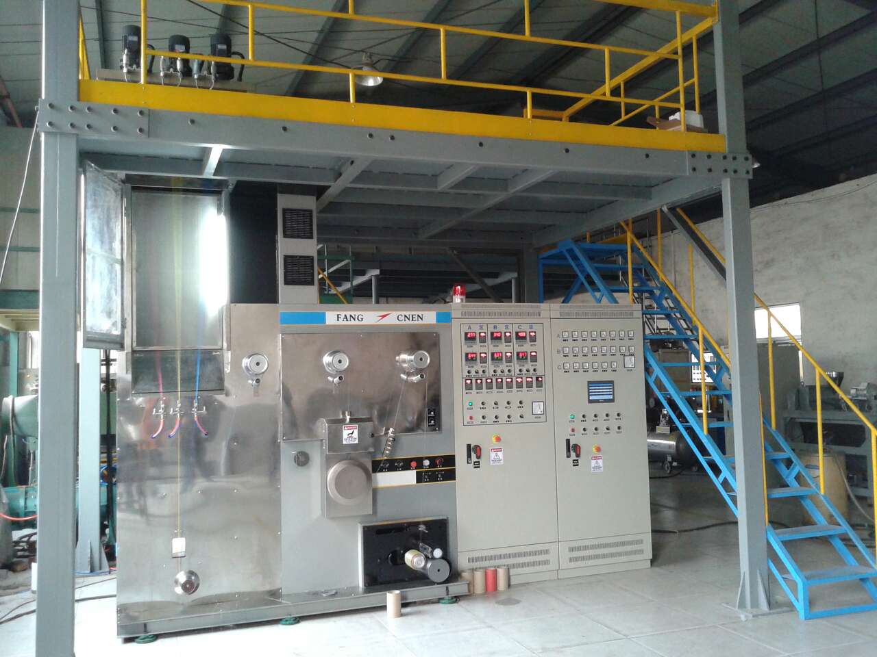 BCF��ɫ�zԇ�C