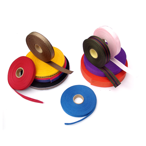 ���]����