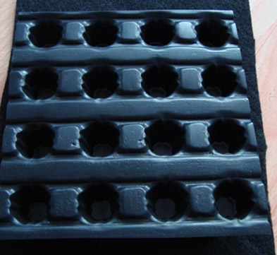 ����(y��ng)���ڸ��ٹ�·�F·������ˮ��