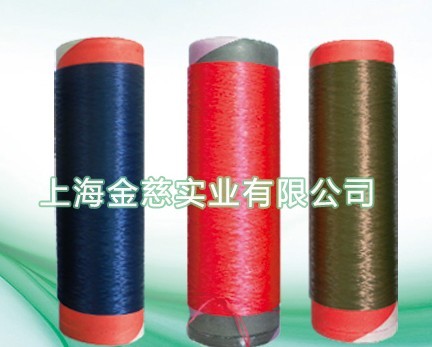 ��ɫ���]�пսz