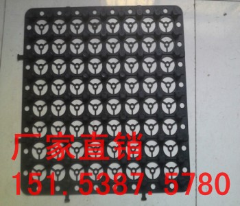 �Ϸʵ���܇��(k��)��ˮ�壬�Ϸ���픾G���Vˮ��