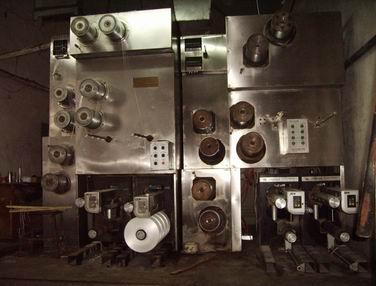 �̓r(ji��)���۱��]�L(zh��ng)�z���a(ch��n)�O(sh��)��