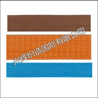 ���]����