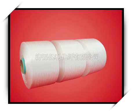 ��ɫ���]�z